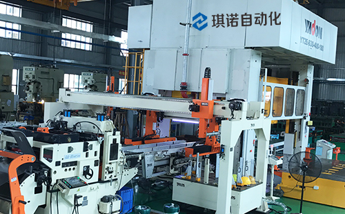 三次元機械手 三次元機械手