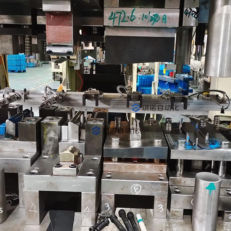 三次元機械手 三次元機械手