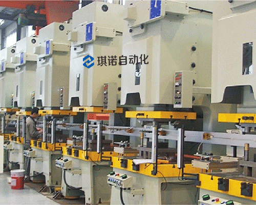 多臺連線沖壓機械手 多臺連線沖壓機械手