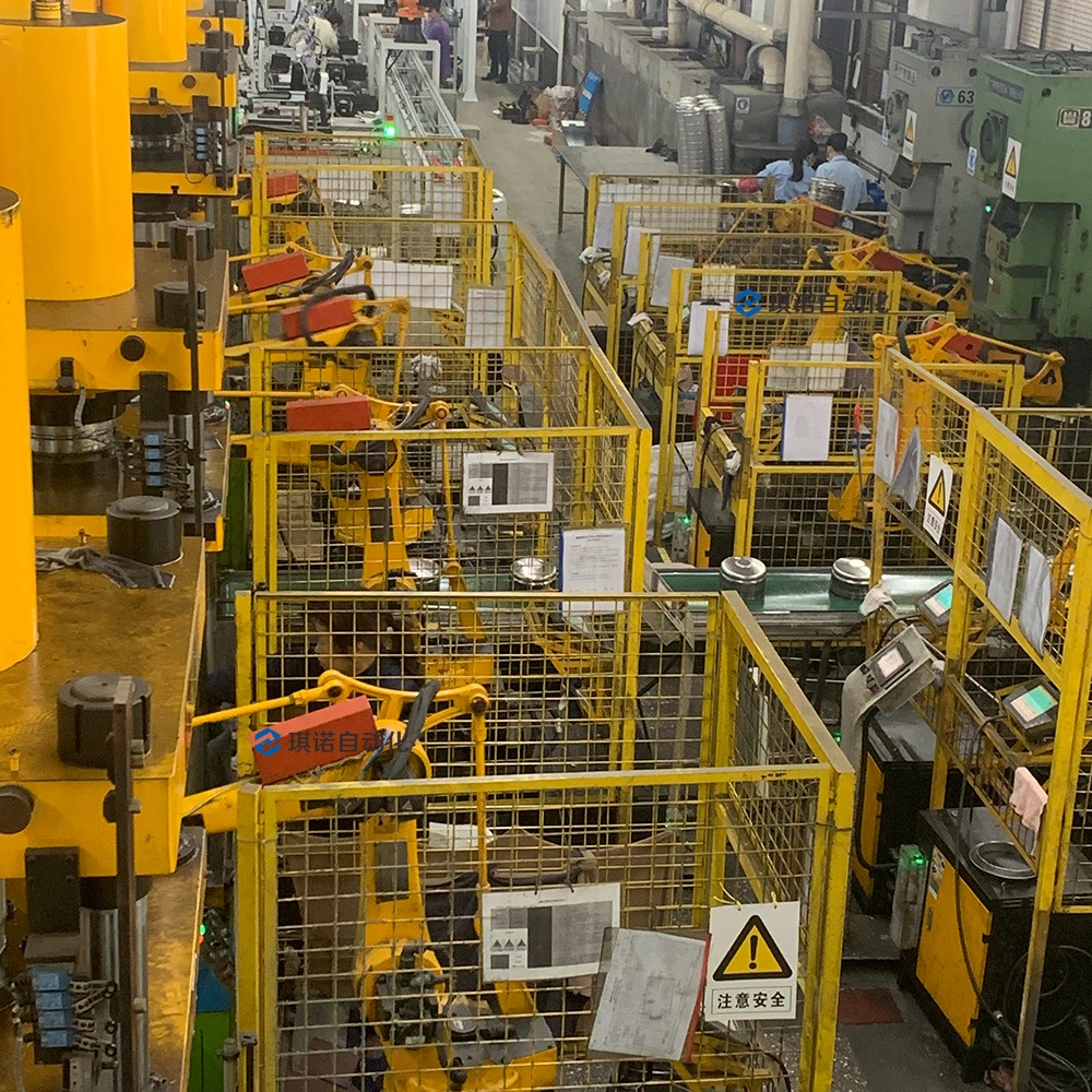 機(jī)械手機(jī)器人 機(jī)械手機(jī)器人