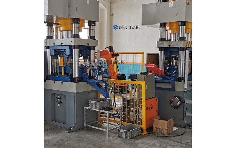 國(guó)內(nèi)品牌和國(guó)外品牌的沖壓機(jī)械手，該如何選擇？