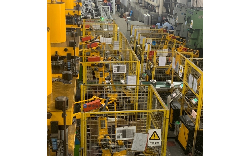 沖壓機械手適用在哪些行業領域